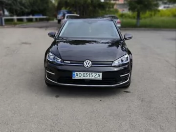 Авто Volkswagen E-Golf 2020 № 7692926