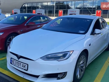 Авто Tesla Model S 2016 № 7692944
