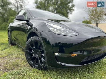 Авто Tesla Model Y 2022 № 7692954