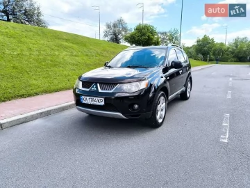 Авто Mitsubishi Outlander Xl 2008 № 7693000