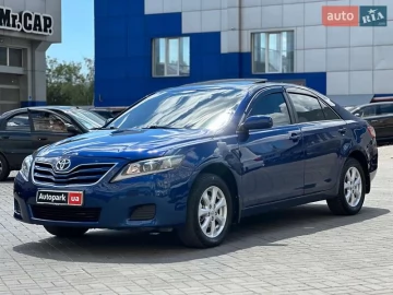 Авто Toyota Camry 2010 № 7693019