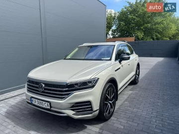 Авто Volkswagen Touareg 2020 № 7693075