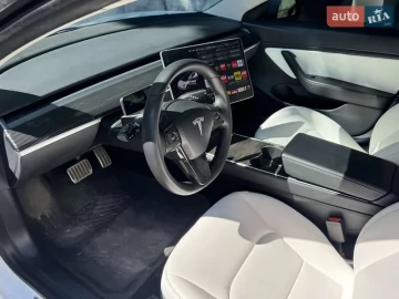 Авто Tesla Model 3 2020 № 7693137