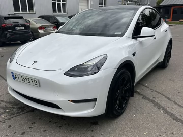 Авто Tesla Model Y 2023 № 7693161