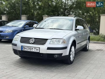Авто Volkswagen Passat 2004 № 7693190