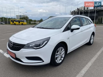 Авто Opel Astra 2018 № 7693351