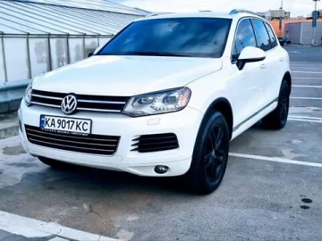 Авто Volkswagen Touareg 2013 № 7693400