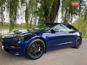 Авто Tesla Model 3 2022 № 7693411