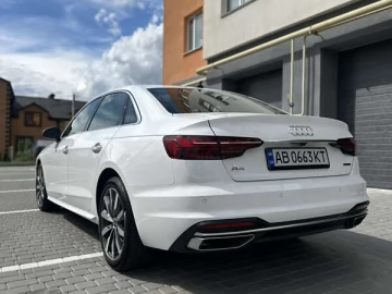 Авто Audi A4 2023 № 7693429