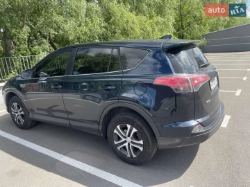 Авто Toyota Rav4 2018 № 7693576