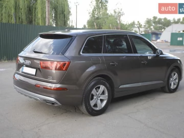 Авто Audi Q7 2017 № 7693597