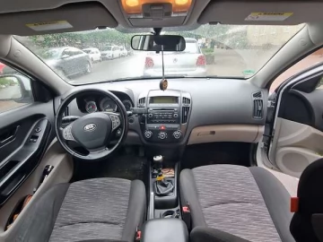 Авто KIA Ceed 2008 № 7693668