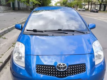 Авто Toyota Yaris 2007 № 7693674