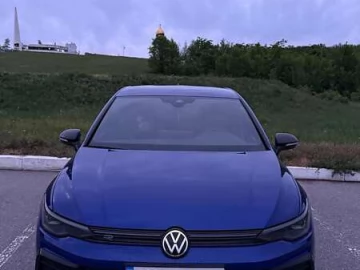 Авто Volkswagen Golf 2025 № 7694030