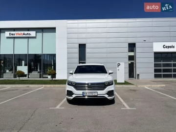 Авто Volkswagen Touareg 2021 № 7694047