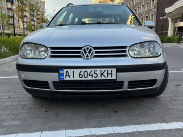 Авто Volkswagen Golf 2003 № 7694060