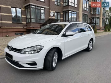 Авто Volkswagen Golf 2017 № 7694202