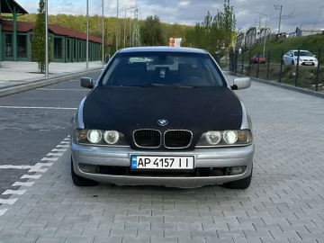 Авто BMW 5 Series 2001 № 7694517