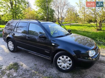 Авто Volkswagen Golf 1999 № 7694519