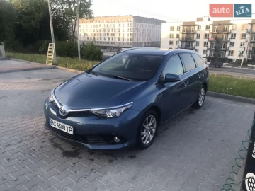Авто Toyota Auris 2016 № 7694689