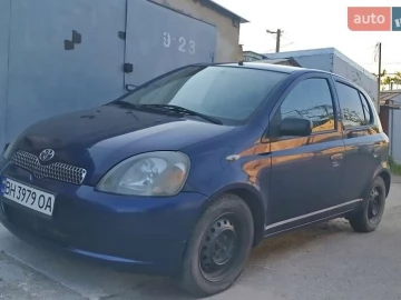 Авто Toyota Yaris 2001 № 7694800