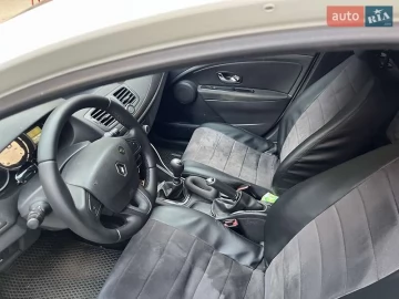 Авто Renault Megane 2014 № 7694846