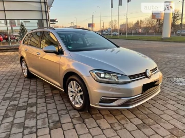 Авто Volkswagen Golf 2017 № 7695121