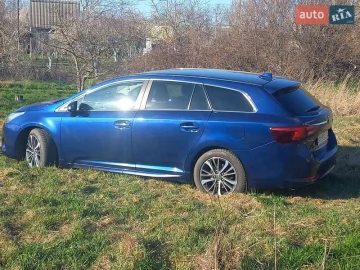 Авто Toyota Avensis 2015 № 7695187