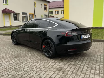 Авто Tesla Model 3 2019 № 7695222