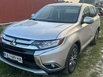 Авто Mitsubishi Outlander 2017 № 7695247