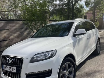 Авто Audi Q7 2012 № 7695315