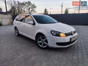 Авто Volkswagen Golf 2010 № 7695368