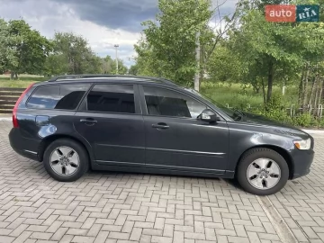 Авто Volvo V50 2009 № 7695504