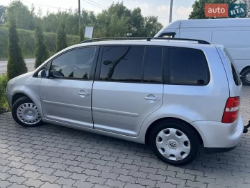 Авто Volkswagen Touran 2005 № 7695703