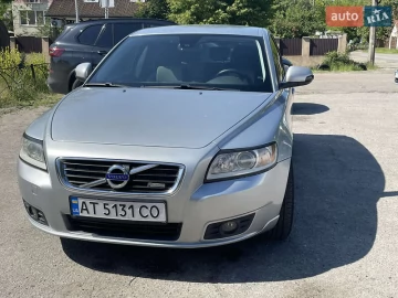 Авто Volvo V50 2010 № 7695758