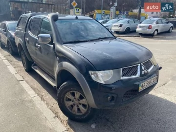 Авто Mitsubishi L 200 2010 № 7695777