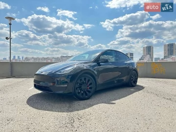 Авто Tesla Model Y 2023 № 7695922