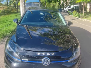 Авто Volkswagen E-Golf 2015 № 7696062