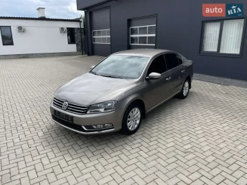 Авто Volkswagen Passat 2011 № 7696068