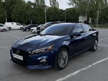 Авто Nissan Altima 2019 № 7696263