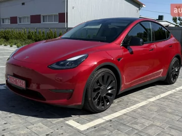 Авто Tesla Model Y 2021 № 7696276