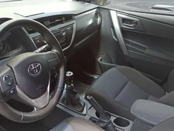 Авто Toyota Auris 2015 № 7696427