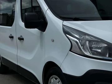 Авто Renault Trafic 2015 № 7696471