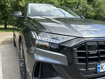 Авто Audi Q8 2020 № 7696523