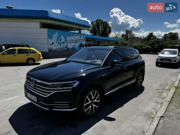 Авто Volkswagen Touareg 2022 № 7696524