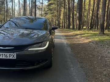 Авто Chrysler 200 2015 № 7696647