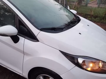 Авто Ford Fiesta 2012 № 7696903