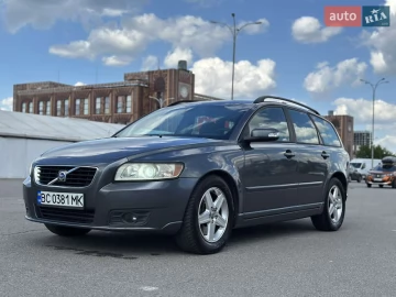 Авто Volvo V50 2008 № 7696933