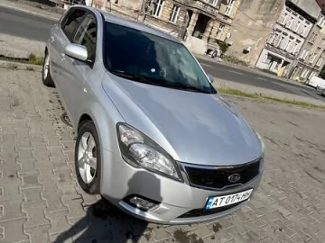Авто KIA Ceed 2009 № 7697219