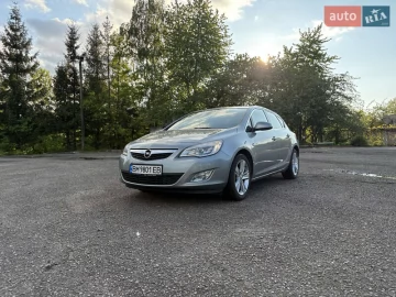 Авто Opel Astra 2012 № 7697248
